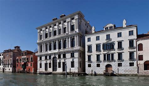 donazioni prada|fondazione prada venezia.